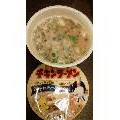 日清食品 チキンラーメンどんぶり バター香るクリームスープ仕立て 商品写真 1枚目