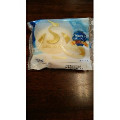 ヤマザキ ふわふわスフレ カルピスを使用したクリーム 商品写真 1枚目