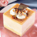 ローソン Uchi Cafe’ SWEETS ブロンドチョコレートのスペシャルケーキ 商品写真 1枚目