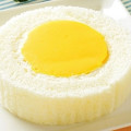 ローソン プレミアムきよら卵のプリンロールケーキ 商品写真 1枚目