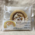 ローソン Uchi Cafe’ SWEETS メープルナッツのロールケーキ 商品写真 1枚目