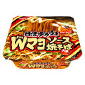 日清食品 日清デカうま Wマヨソース焼そば 商品写真 1枚目