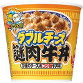 日清食品 カップヌードル 謎肉ダブルチーズ牛丼 商品写真 1枚目