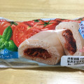 第一パン 蒸し鶏のバジルトマト 商品写真 1枚目