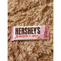 HERSHEY’S ストロベリー＆クリームバー 商品写真 2枚目