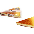 セブン-イレブン 3種チーズの濃厚フロマージュ 商品写真 1枚目