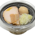 セブン-イレブン とみ田監修 濃厚豚骨 魚介 冷しつけ麺 商品写真 4枚目