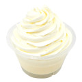 セブン-イレブン 白バラ牛乳使用 ホイップクリームのミルクプリンケーキ 商品写真 1枚目