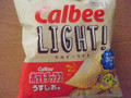 カルビーライト ポテトチップスうす塩味 袋50g