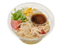 ピリ辛ドレッシングのラーメンサラダ
