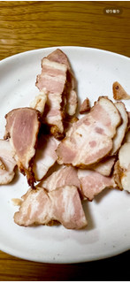 「丸大食品 パパッと使える炙り厚切バラ焼豚 85g」のクチコミ画像 by ビールが一番さん
