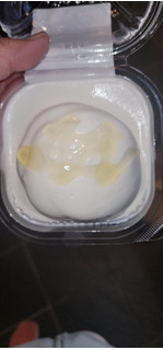 「ローソン Uchi Cafe’ おぼれクリームのパンケーキ いちごの味わい」のクチコミ画像 by タケダさん