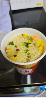 「大黒 醤油ヌードル チキンベースのあっさり醤油スープ カップ62g」のクチコミ画像 by タケダさん