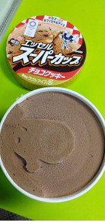 「明治 エッセル スーパーカップ チョコクッキー カップ200ml」のクチコミ画像 by minorinりん さん