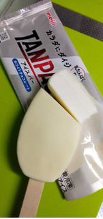 「明治 TANPACT アイスバー ホワイトチョコレート 袋81ml」のクチコミ画像 by minorinりん さん