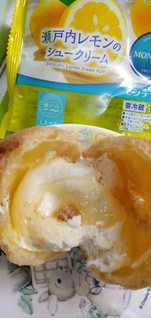 「モンテール 小さな洋菓子店 瀬戸内レモンのシュークリーム 袋1個」のクチコミ画像 by minorinりん さん