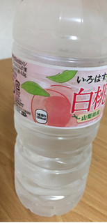 「コカ・コーラ い・ろ・は・す 白桃 ペット555ml」のクチコミ画像 by なでしこ5296さん