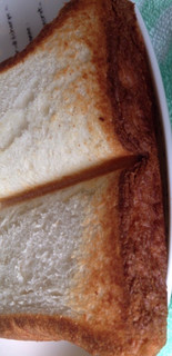 「イオン トップバリュ トーストしてサクサク食感 デニッシュ食パン 袋2枚」のクチコミ画像 by レビュアーさん