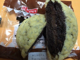 「ヤマザキ ガリクロメロンパン 袋1個」のクチコミ画像 by milk chocolateさん