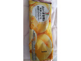 「セブンプレミアム まるで黄金桃を冷凍したような食感のアイスバー 袋70ml」のクチコミ画像 by ﾙｰｷｰｽﾞさん