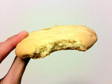 「ローソン ホワイトチョコとマカダミアのソフトクッキー」のクチコミ画像 by ニャンさん