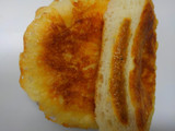 「セブン-イレブン バターチキン焼きカレーパン」のクチコミ画像 by レビュアーさん