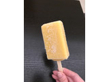 「セブンプレミアム まるで黄金桃を冷凍したような食感のアイスバー 袋70ml」のクチコミ画像 by しろまゆさん