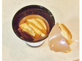 「セブン-イレブン スプーンで食べるとろ生食感塩キャラメル」のクチコミ画像 by ビーピィさん