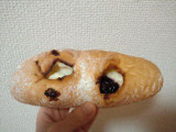 「ヤマザキ ブルーベリーとチーズクリームのパン 袋1個」のクチコミ画像 by やっぺさん