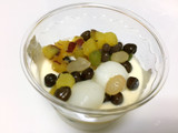 「ローソン Uchi Cafe’ SWEETS 混ぜて食べるモーモーチャーチャー」のクチコミ画像 by gggさん