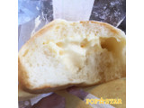 「セブン-イレブン しっとりクリームパン カスタード」のクチコミ画像 by マロンまろんさん