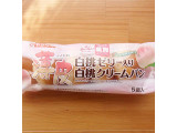 「ヤマザキ 薄皮 白桃ゼリー入り白桃クリームパン 袋5個」のクチコミ画像 by emaさん