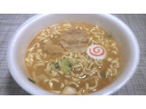 「明星 銀座 朧月監修 濃厚魚介豚骨ラーメン 大盛 カップ124g」のクチコミ画像 by 猫軍曹さん