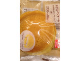 「ローソン もちっとパンケーキ 安納芋あん＆ミルクホイップ 2個入」のクチコミ画像 by レビュアーさん