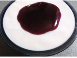 「トーラク ブルーベリーソースで楽しむ濃厚チーズケーキ カップ113g」のクチコミ画像 by わーぷさん