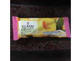 「セブンプレミアム まるで黄金桃を冷凍したような食感のアイスバー 袋70ml」のクチコミ画像 by レビュアーさん