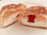 「モンテール 小さな洋菓子店 苺ショートケーキのシュークリーム 袋1個」のクチコミ画像 by まよたん さん