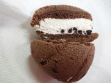「ヤマザキ クッキー＆クリームサンドケーキ 袋1個」のクチコミ画像 by SANAさん
