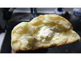「Pasco ホイップメロンパン チーズクリーム 袋1個」のクチコミ画像 by なんやかんやさん