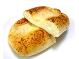 「ヤマザキ チーズベーコンマヨネーズパン 袋1個」のクチコミ画像 by つなさん