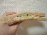「ファミリーマート 全粒粉サンドコールスローサラダとハム」のクチコミ画像 by やっぺさん
