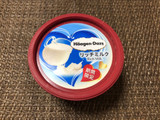 「ハーゲンダッツ ミニカップ リッチミルク カップ110ml」のクチコミ画像 by ちいぼうさん