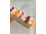「ファミリーマート 彩りフルーツソースの白いチーズケーキ」のクチコミ画像 by まるちゃーんさん