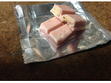 「ネスレ キットカット ミニ オトナの甘さ ストロベリー 袋12枚」のクチコミ画像 by めーぐーさん
