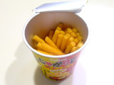 「カルビー じゃがりこ明太チーズ味 カップ52g」のクチコミ画像 by 梅メジロさん