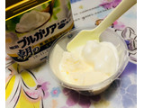 「ローソン Uchi Cafe’ SWEETS プレミアムロールケーキのクリーム」のクチコミ画像 by シナもンさん