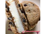 「森永製菓 ステラおばさんのクッキーサンドアイス チョコチップクッキー 箱1個」のクチコミ画像 by マロンまろんさん