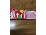 「森永製菓 板チョコアイス つぶつぶ苺 箱70ml」のクチコミ画像 by マリ猫さん