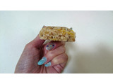 「神戸物産 シリアルバー ココナッツ＆チアシード 袋1個」のクチコミ画像 by ゆっち0606さん