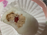 「ファミリーマート いちごチョコ大福」のクチコミ画像 by SweetSilさん